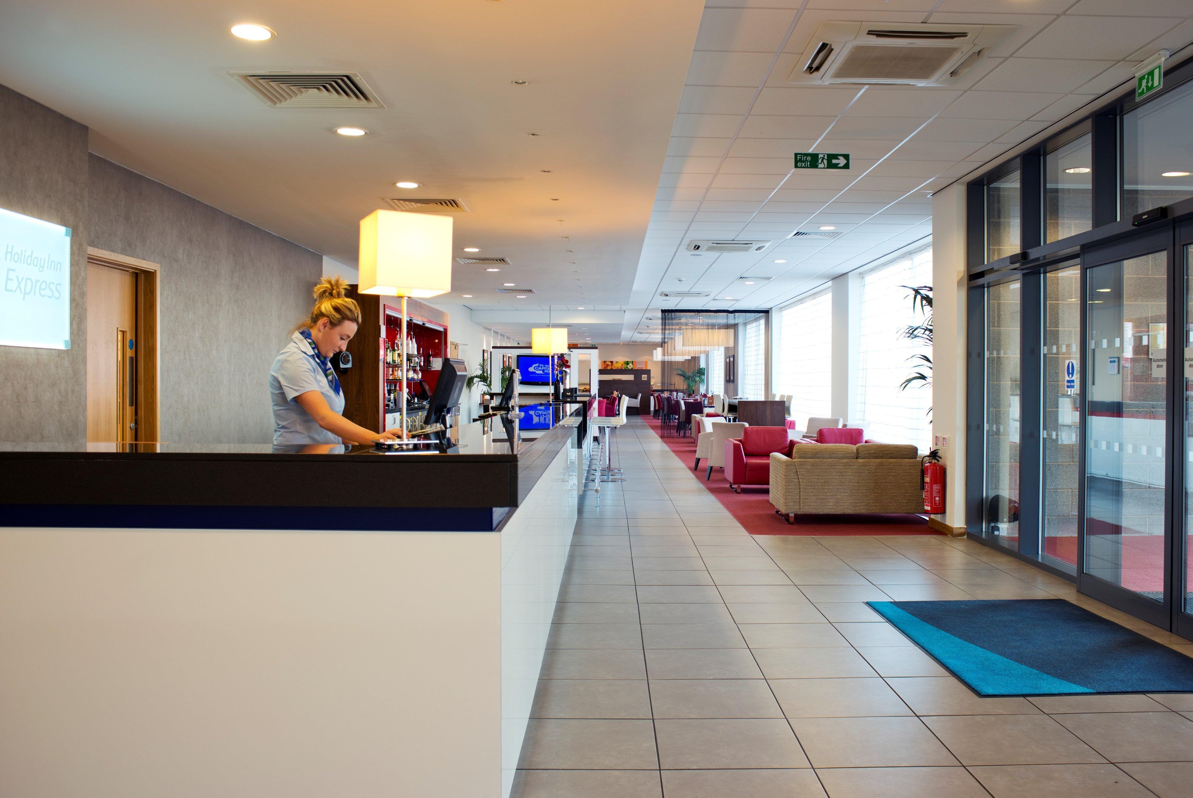 Holiday Inn Express Rotherham - North By Ihg Extérieur photo